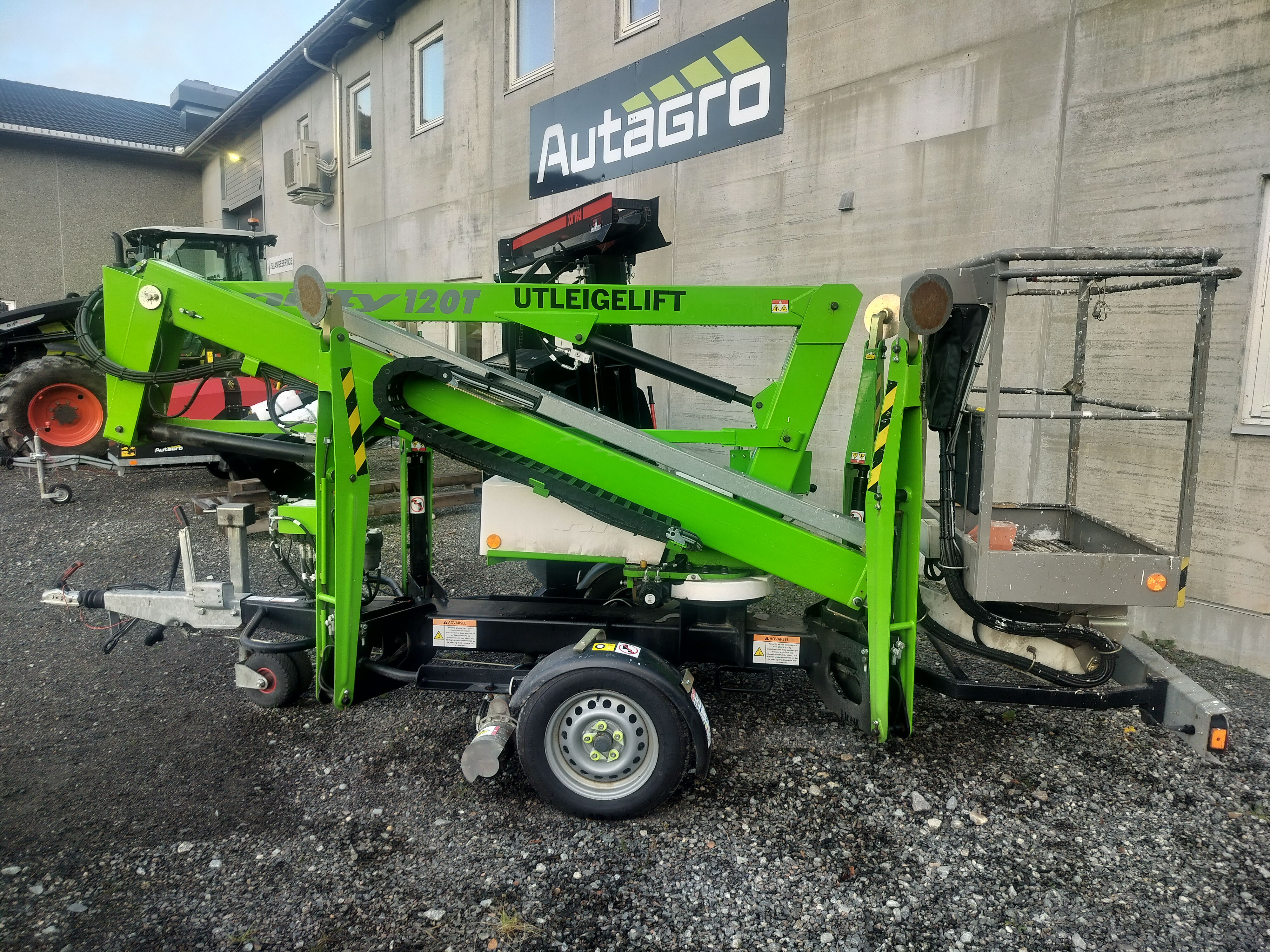 Utleige Lift Nifty 120T - Årdal - Bilde 2