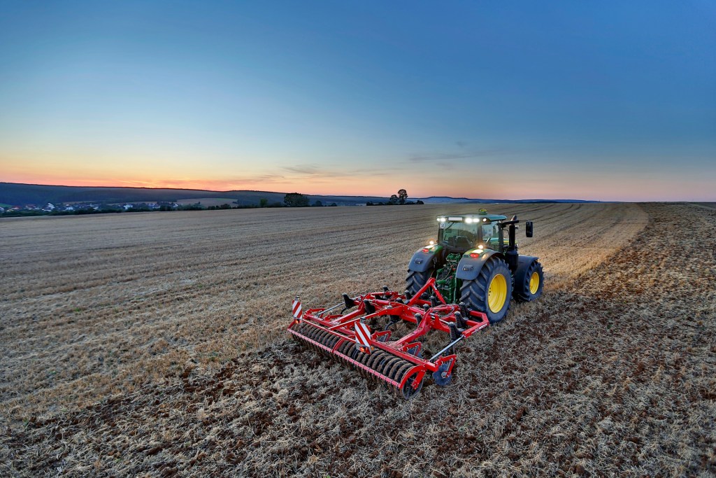 HORSCH Terrano FX